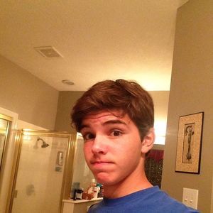 Meet your Posher, Quinn